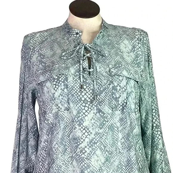 Haute Hippie Tribe Womens L Snake Print Lace Up Top Green Gray Roll Tab Sleeves - Picture 2 of 9